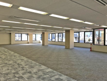 オフィス室内参考画像