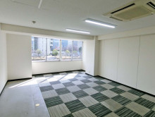 オフィス室内参考画像