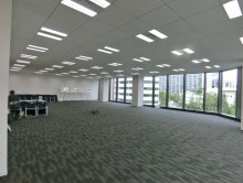 オフィス室内参考画像