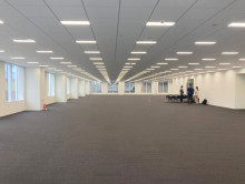 オフィス室内参考画像