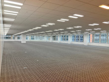 オフィス室内参考画像