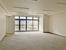 オフィス室内参考画像