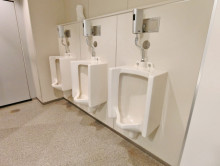 男性用トイレ