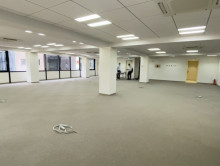 オフィス室内参考画像