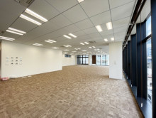 オフィス室内参考画像