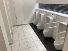 男性用トイレ