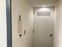 貸室出入口