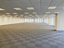 オフィス室内参考画像