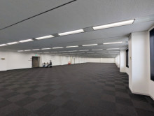 別角度からの様子