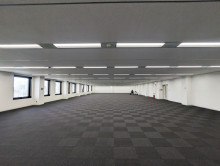 オフィス室内参考画像