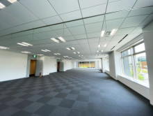 オフィス室内参考画像