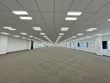 オフィス室内参考画像