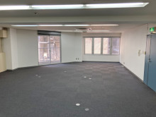 オフィス室内参考画像