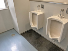 男性用トイレ