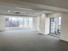 オフィス室内参考画像