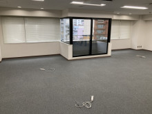 オフィス室内参考画像