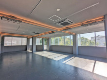 オフィス室内参考画像