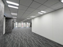 奥側から見た貸室