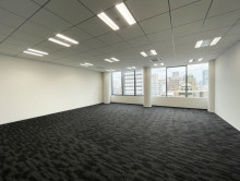 オフィス室内参考画像(9階・約23坪)