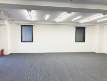 オフィス室内参考画像