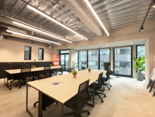 オフィス室内参考画像