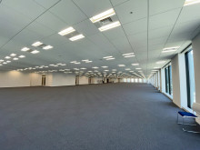 オフィス室内参考画像