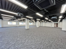 オフィス室内参考画像