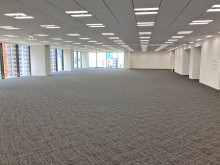 オフィス室内参考画像