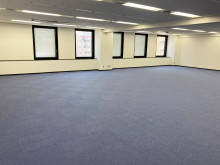 オフィス室内参考画像