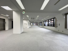 白を基調とした室内