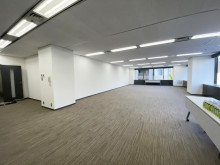 オフィス室内参考画像