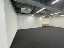 オフィス室内参考画像