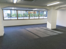 オフィス室内参考画像