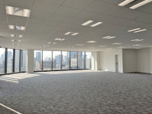 オフィス室内参考画像