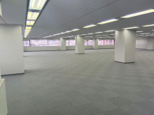 オフィス室内参考画像