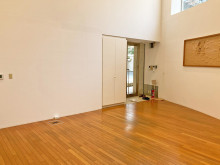 貸室出入口付近