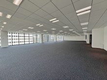 オフィス室内参考画像