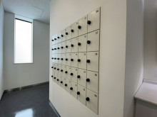 女性用トイレの小物入れ