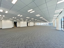 奥行きのある室内