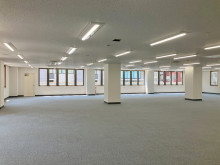 オフィス室内参考画像