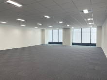 オフィス室内参考画像