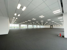 室内全体の様子