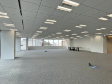 オフィス室内参考画像