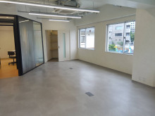 オフィス室内参考画像