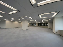 室内奥側の様子