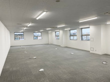 オフィス室内参考画像