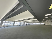 オフィス室内参考画像