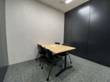 会議室(4席2室)