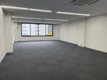 オフィス室内参考画像