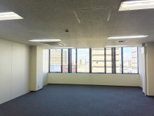 オフィス室内参考画像